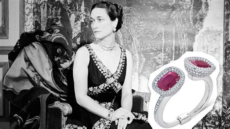 wallis simpson cartier bracelet|wallis simpson charm bracelet.